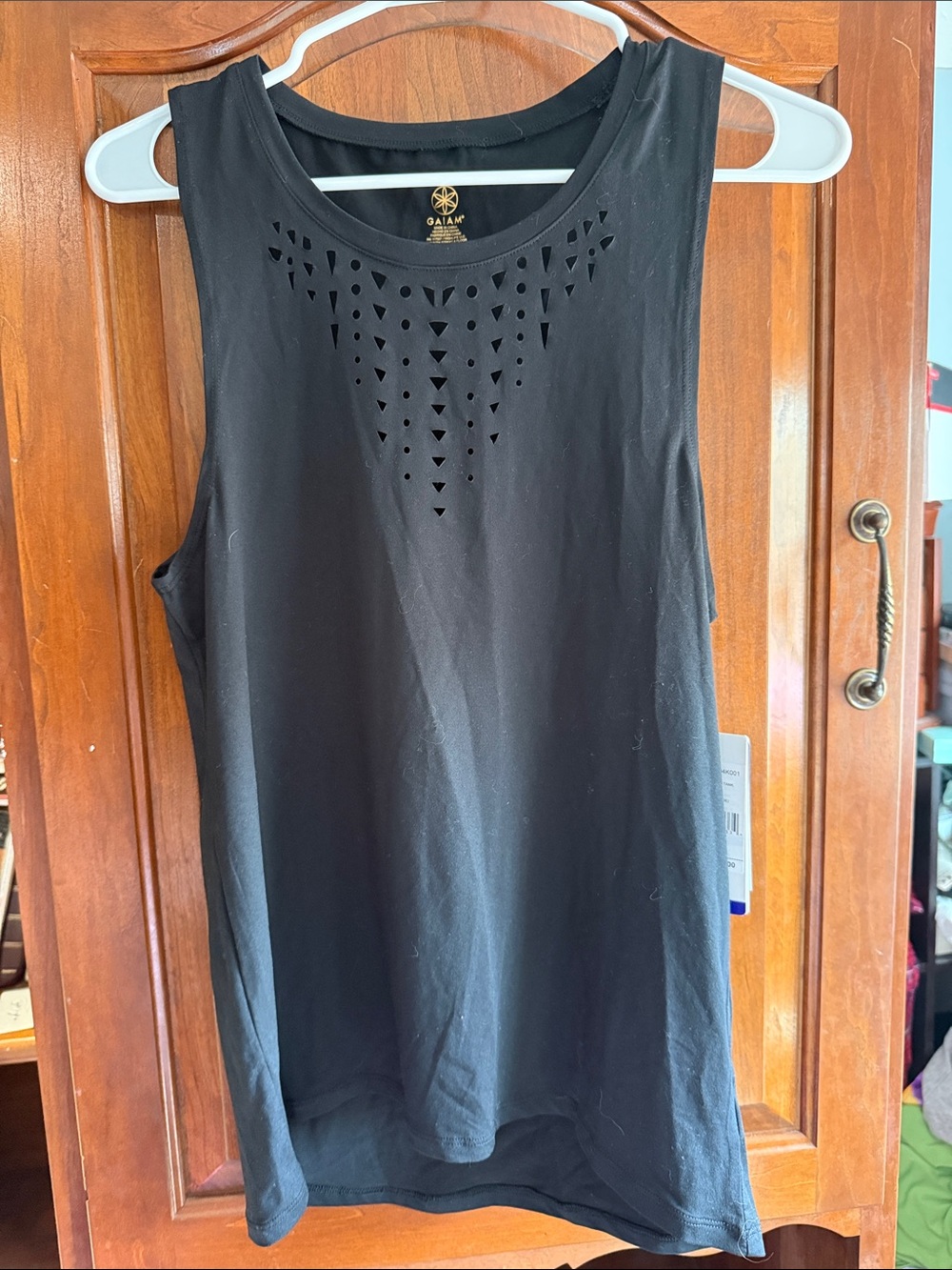 GAIAM Black Laser-Cut Sleeveless Tank